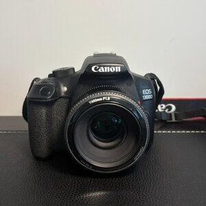 Canon EOS 1300D 18.0MP Black Digital Camera Working w/ Battery, Charger, & Lens